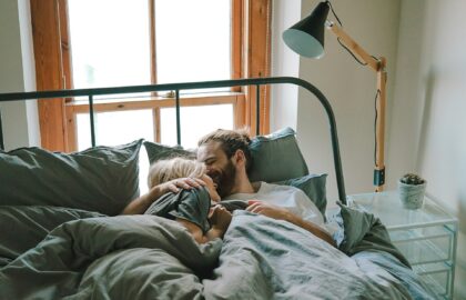 Image de Que font les Français après l’amour ? Décryptage des habitudes post-coïtales