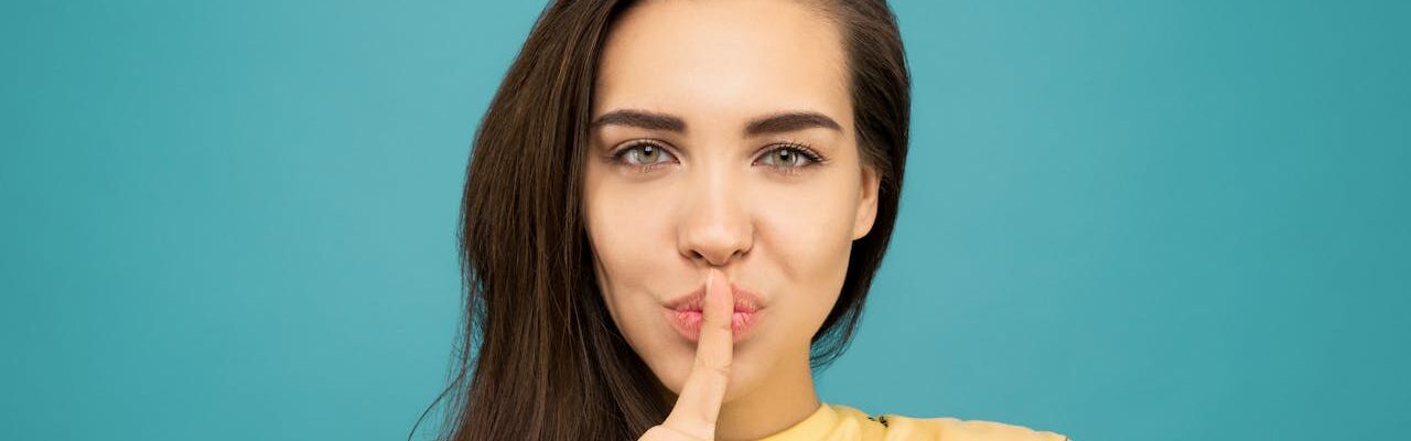 Image de Privés de tchat : quand SFR fait tomber Smail dans le silence