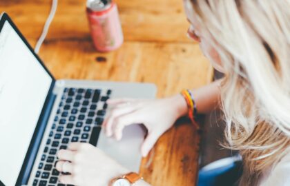 Image de Comment booster son charisme en ligne sans tricher