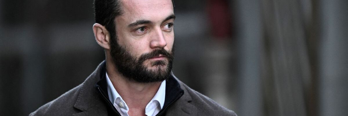 Image de “Françaises et Français, faites l’amour” : quand Louis Sarkozy se prend pour le Cupidon de la République